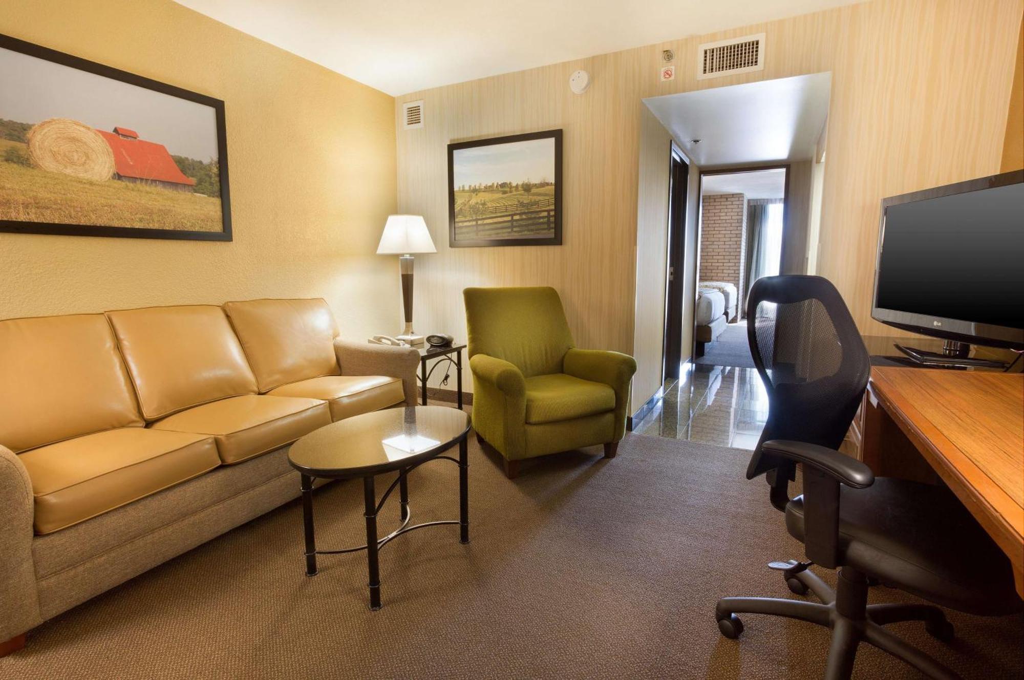 Drury Inn & Suites Paducah Exterior photo